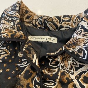 Beautiful light weight jacket!